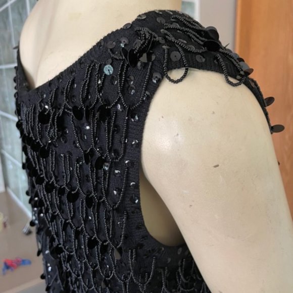 DAZZLING Vintage SLEEVELESS BLACK KNIT, SEQUINS & SEED BEADS Quality Workmanship - Picture 3 of 11